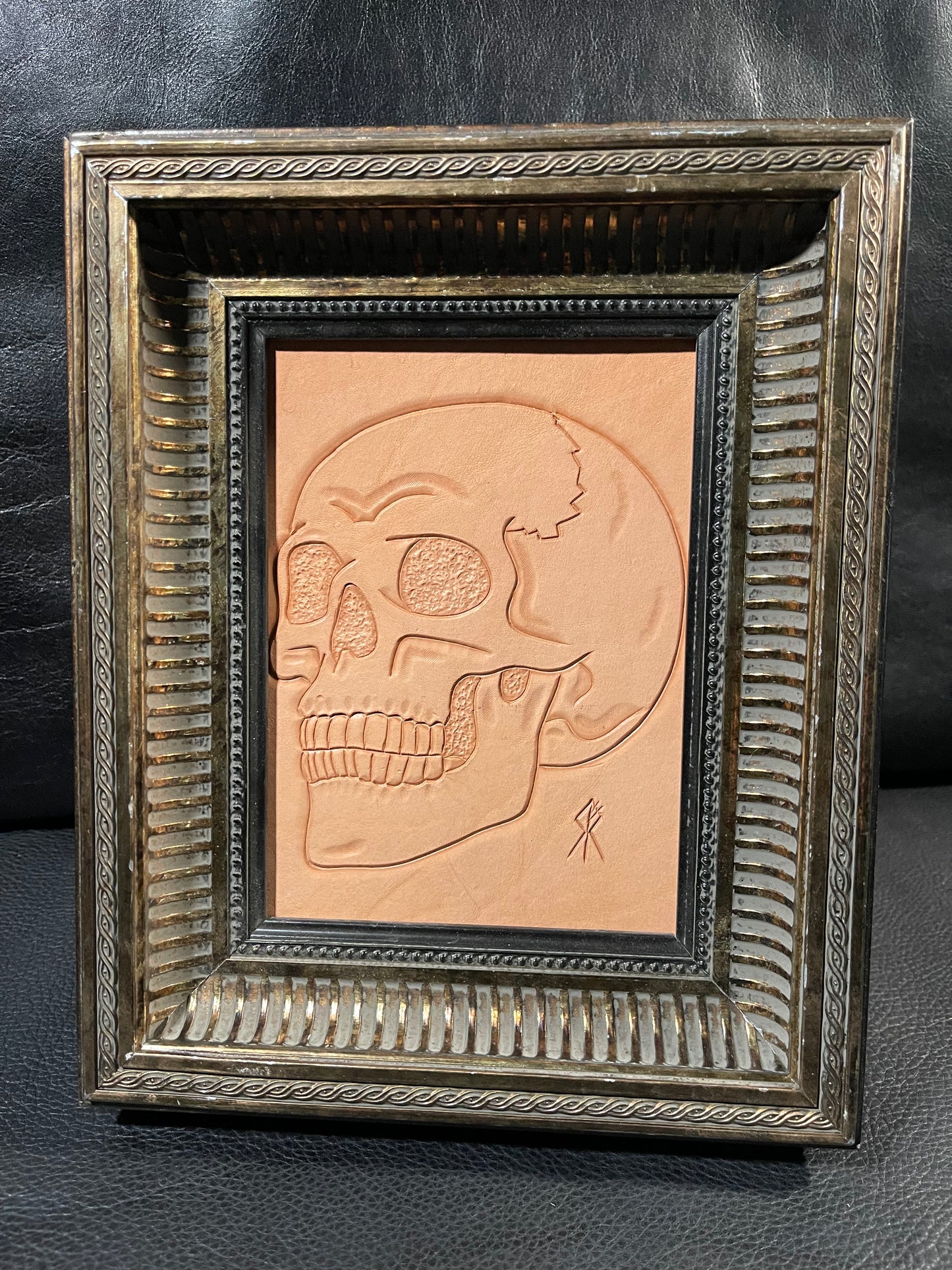 Natural Skull Carving