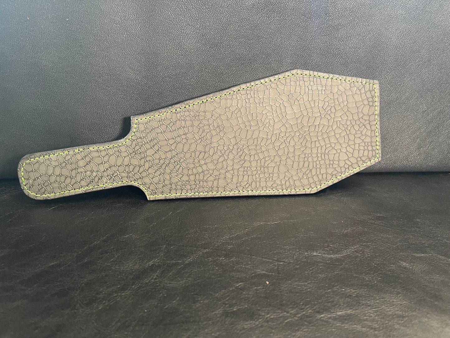 Coffin Leather Paddle Crackle